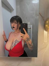 you are so sexy 😍 wish I lived there 🔥🔥♥️