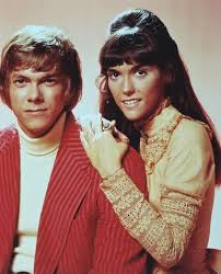 The Carpenters Recording Artists Karen Had Such A Beautiful Voice Such A Shame She Died So Young Karen Carpenter Richard Carpenter Singer