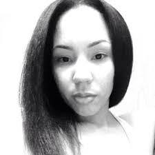 Lisandra Wood's Instagram, Twitter & Facebook