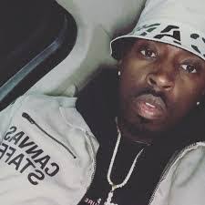 Mark Funches's Instagram, Twitter & Facebook