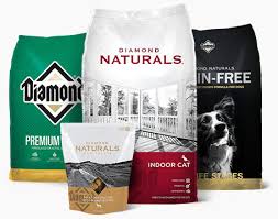 Beef protein provides optimal nutrition for dogs that prefer the taste of beef, or are sensitive to chicken or corn. Diamond Naturals Large Breed Puppy Formula Dry Dog Food 6 Lb Bag Chewy Com
