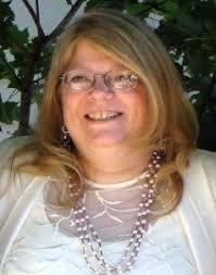 Jessica Ackerman's Instagram, Twitter & Facebook