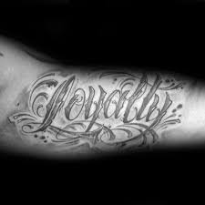 50 Loyalitat Tattoos Fur Manner Faithful Ink Design Ideen Mann Stil Tattoo Treue Tattoo Tattoos Manner Tatowierungen