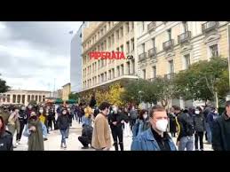 Περισσότεροι από 4.000 πολίτες πήραν μέρος σήμερα το απόγευμα στην πορεία που οργάνωσαν οργανώσεις όλου του αριστερού φάσματος. Foithtes Sta Propylaia 2 Youtube