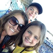 Jodi Bartling (@jodlarue)