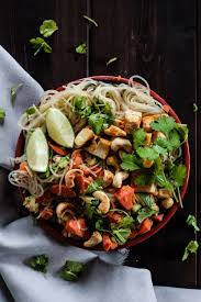 Vegane Asia Pfanne Mit Knackigem Gemuse Rezepte Bibimbap Rezept Asiatische Rezepte