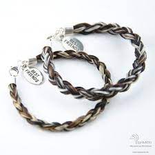 So einfach machst du dieses segelarmband selber. Pin Auf Horsehair Jewelry Schmuck Aus Rosshaar