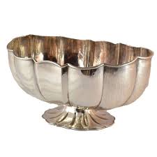 A small crystal candy dish used by the kornblatt family. Buccellati Sterling Silver Candy Dish Silver Candy Buccellati Jewelry Silver