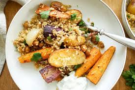 Einfaches Rezept Fur Marokkanisches Ofengemuse Mit Gerosteten Karotten Und Kartoffeln Dazu Kichererbsen Bu Kichererbsen Rezepte Rezepte Vegetarische Gerichte