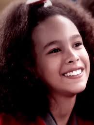 Duda e Enzo: Casais de Chiquititas em Foco