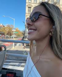 a very smiley first day of the @whitefoxboutique city girl trip  🎀🧸🩷🍎🍸🍸 DC MIKWF #whitefoxcitygirltrip