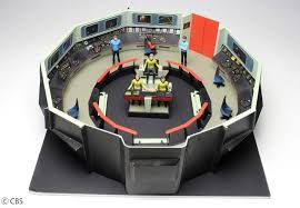 Matt jefferies, the designer of the original enterprise bridge, was intimately involved in recreating the set for what would become star trek: Star Trek Tos Enterprise Bridge 1 35 Scale Model Kit Re Issue By Amt Classic Box Star Trek Tos Enterprise Bridge 1 35 Scale Model Kit Re Issue By Amt Classic Box 26tam200 27 99