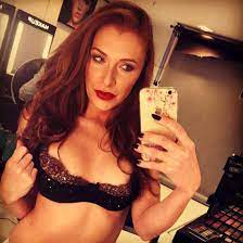 Georgina fleur (real name georgina bülowius; Georgina Fleur Verletzungs Schock Intouch