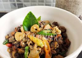 Menu yang satu ini banyak peminatnya. Resep Sambal Geprek Pedas Manis Masakan Khas Indonesia Resep Praktis Dan Cara Membuat Untuk Membuat Sambal Ulek Halus Semua Bahan Sambal Porfavortocaelboton