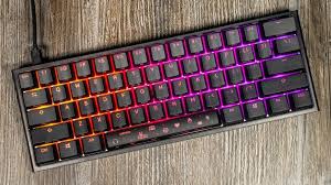 There are definitely some features that are missing the one 2 mini also stores profiles for macros and rgb completely on the board itself, so you don't have to have any specific software open to use. Hyperx X Ducky One 2 Mini Im Test Kompakt Leuchtstark Limitiert Golem De