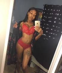 bluivyy Pictures and Videos & similar of @bluivyy fancentro profile -  EroThots