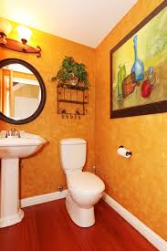 It features a central clamp that secures over the tub dam, so that half of the seat rests in the tub, and the other half rests on the bathroom floor. 31 Design Ideas That Make Small Bathrooms Look Bigger