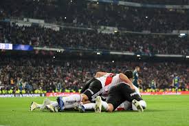 Plus, watch live games, clips and highlights for your favorite teams on foxsports.com! Goles Final Libertadores Asi Te Hemos Contado La Historica Final De La Libertadores Del Bernabeu Deportes Futbol Cadena Ser