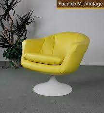 For saarinen, fluid design and flowing curves followed basic ergonomics. Vintage Mid Century Modern Overman Tulip Base Chair