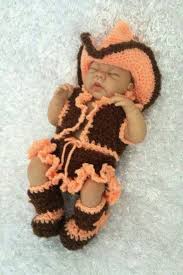 Crochet Baby Cowboy Or Cowgirl Outfit Ropa Para Bebe De Ganchillo Colchas Ganchillo Bebe Zapatos De Bebe De Ganchillo
