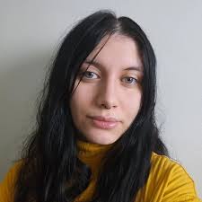 Vi välkomnar Melissa till Studio unique. Hon är certifierad nagelterapeut  och gick sin utbildning 2023 hos lillynails. Hon jobbar med gele,  gelpolish, press