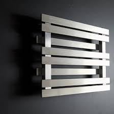 Installer Un Radiateur Seche Serviettes Galerie Photos De Dossier 37 38 Seche Serviette Seche Serviette Horizontal Radiateur