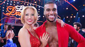 Staffel von let's dance mit der promiflash sprach am freitag nach der sendung mit profi kathrin menzinger (31) über ekats let's. Kathrin Menzinger Das Ist Der Sexy Freund Des Let S Dance Stars Intouch