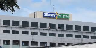 Roni (menikah dan mempunyai 3 anak kandung) merupakan dokter spesialis. Bangun Dua Rumah Sakit Darurat Covid 19 Grup Lippo Datangkan 100 Alat Ventilator Merdeka Com