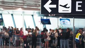 Lessa coelhinha no porno i met him by the lounge in my