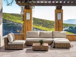 ensemble de jardin en rotin marron varallo salon de jardin meuble jardin salle a manger design