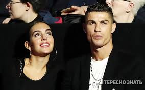 Сегодня мы с вами поговорим о избраннице великого криштиану роналду. Krishtianu Ronaldu Pokazal Kak Shikarno Otdyhaet Na Kurorte So Svoej Grazhdanskoj Zhenoj