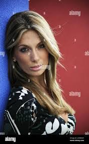 Melissa Baxter's Instagram, Twitter & Facebook