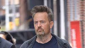 Chandler muriel bing je učebnicový příklad člověka, jehož rodiče se rozvedli ještě před pubertou. Amerika V Soku Chandler Z Pratel Umira Ma Sest Mesicu Zivota Stars24 Cz