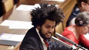 K incidentům mělo dojít na večírcích právnické fakulty uk a. Komuniste Za Mnou Si Stezuji Ze Nevidi Pres Muj Afro Uces Rika Nejmladsi Poslanec Feri Irozhlas Spolehlive Zpravy