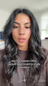 Rosie Ferrell's Instagram, Twitter & Facebook