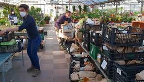 Découvrez ce qui fonctionne bien chez la ruche qui dit oui ! Indre Et Loire Les Consommateurs Se Ruent Sur Les Produits Locaux De La Ruche Qui Dit Oui