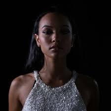 Violet Givens's Instagram, Twitter & Facebook