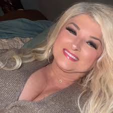 Carmella Casey's Instagram, Twitter & Facebook