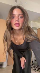 Millie Whitlock's Instagram, Twitter & Facebook