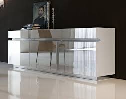 Guided To Choose A Suitable Mirrored Buffet Table Black Mirrored Buffet Table Cheap Mirrored Buffet Tabl Modern Buffet Table Buffet Furniture Modern Buffet