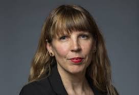 Lauren Dever's Instagram, Twitter & Facebook