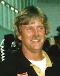 Peter Blade's Instagram, Twitter & Facebook