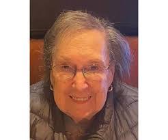 Valencia Sanders's Instagram, Twitter & Facebook