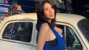 Anastasya Khosashi Bugil di Bathtub, Area Sensitif Ada Tisu Magic