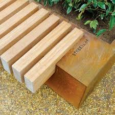 Rough Ready Big Green Benches Bancs En Acier Corten Avec Jardiniere Et Assise En Bois Dur Integrees Mobilier Exterieur Corten Mobilier Terrasse