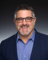 Dan Stanton's Instagram, Twitter & Facebook