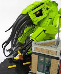 These Cthulhu Lego Sets Will Drive You Insane With Little Plastic Bricks Lego Design Cool Lego Creations Lego Sets