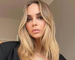 Tully Smyth interview: Star's quest for dementia research after mother's  death from cruel disease