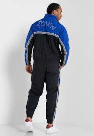 No portion of nba.com may be duplicated, redistributed or manipulated in any form. Buy Nike Blue Golden State Warriors Courtside Tracksuit For Men In Mena Worldwide Cd2646 010