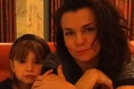 Sandra Mucci's Instagram, Twitter & Facebook